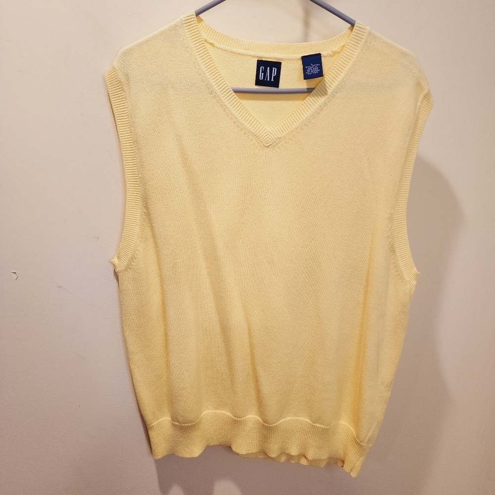 GAP 100% Cotton Yellow Sweater Vest  Size L